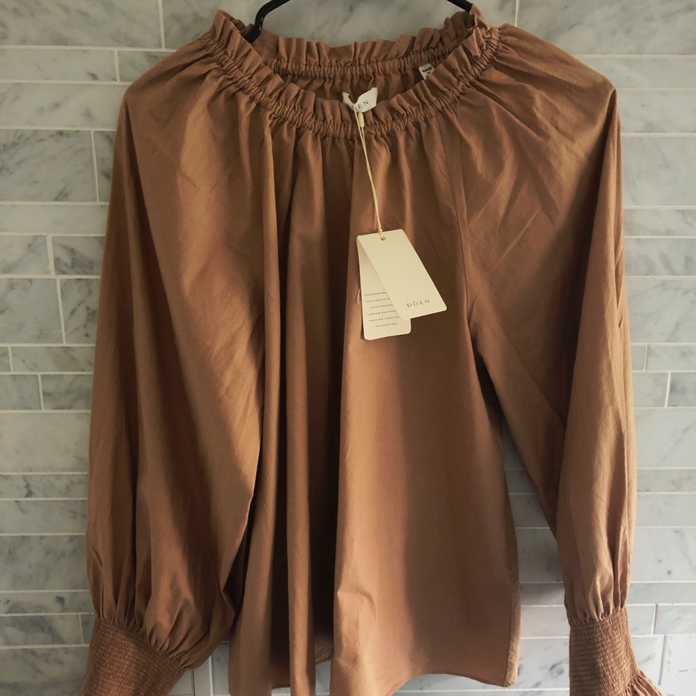 NWT Harper Top (Adobe) M